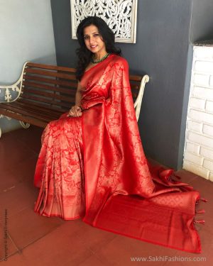 red-floral-zari-motif-faux-banarasi-saree