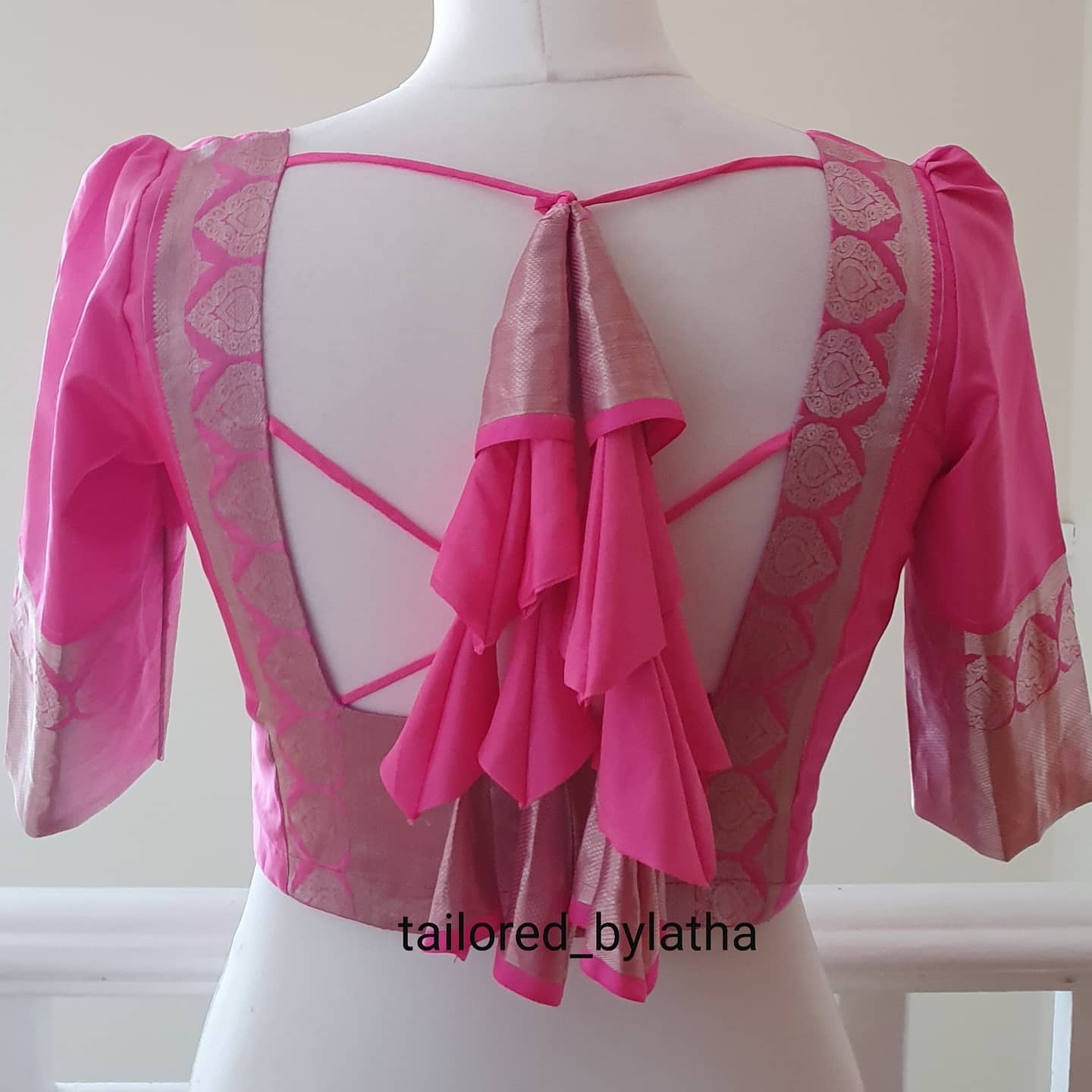 Blouse Back Neck Design