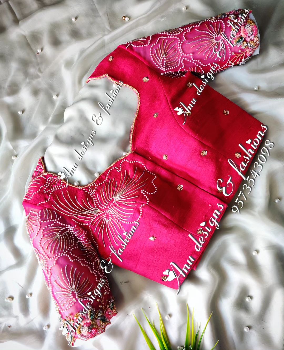 CuteFlower Design Pink Sleeve Blouse